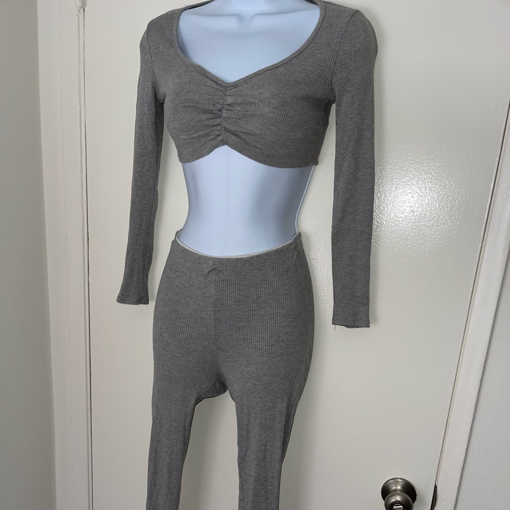 Grey set